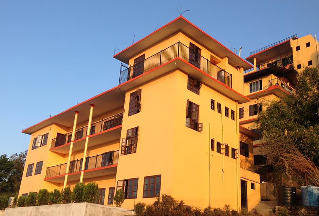 New Horizon school building